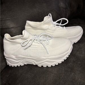 Women's White Knit Slip On Sneakers New! Stretchy Material!